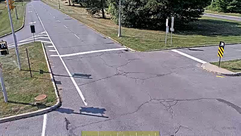 Traffic camera image at 2025-09-18 16:16:23