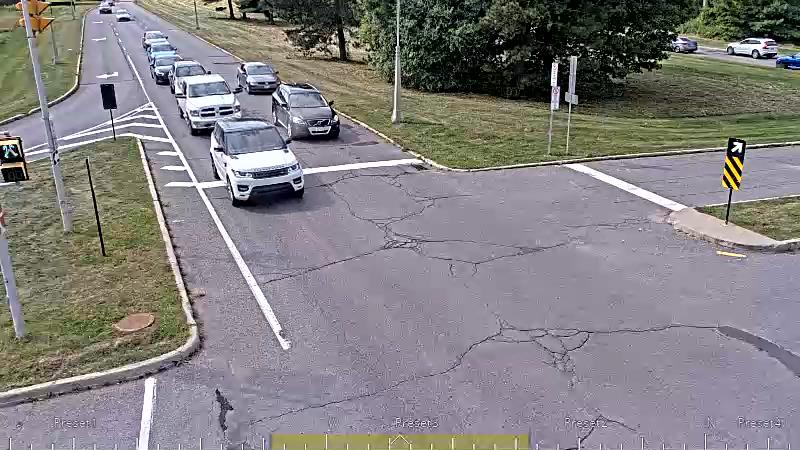 Traffic camera image at 2025-09-18 16:31:20