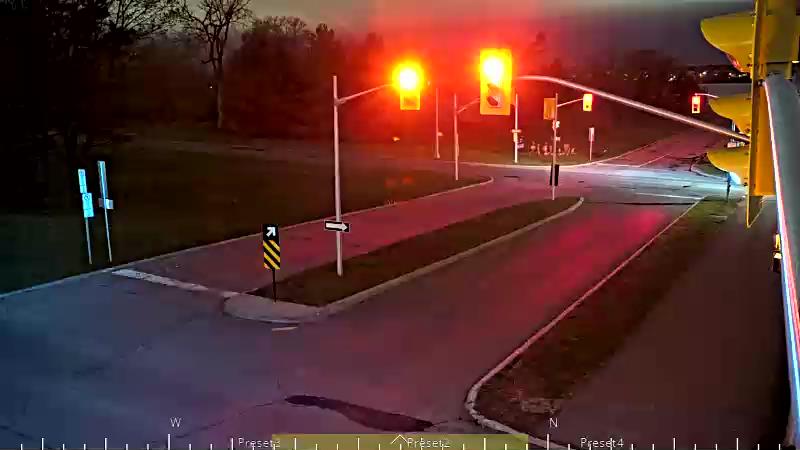 Traffic camera image at 2025-05-09 06:56:04