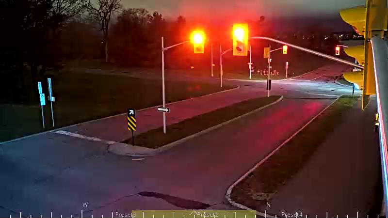 Traffic camera image at 2025-05-09 07:30:53