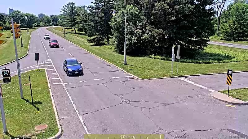 Traffic camera image at 2025-06-30 17:31:29