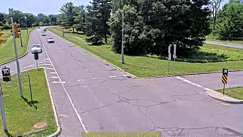 Traffic camera image at 2025-06-30 17:41:16