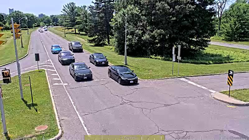 Traffic camera image at 2025-06-30 17:46:22