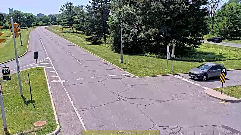 Traffic camera image at 2025-06-30 17:51:18