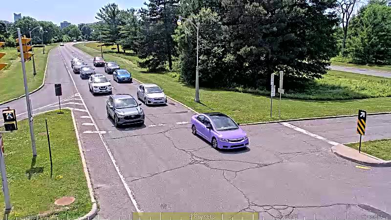 Traffic camera image at 2025-06-30 18:16:22