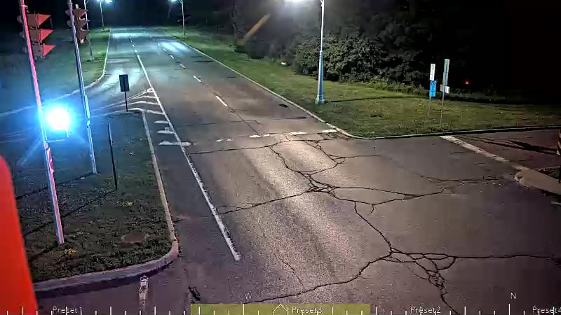Traffic camera image at 2025-07-03 04:01:45