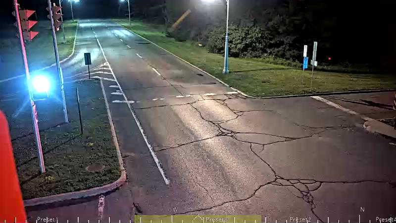 Traffic camera image at 2025-07-03 04:06:19