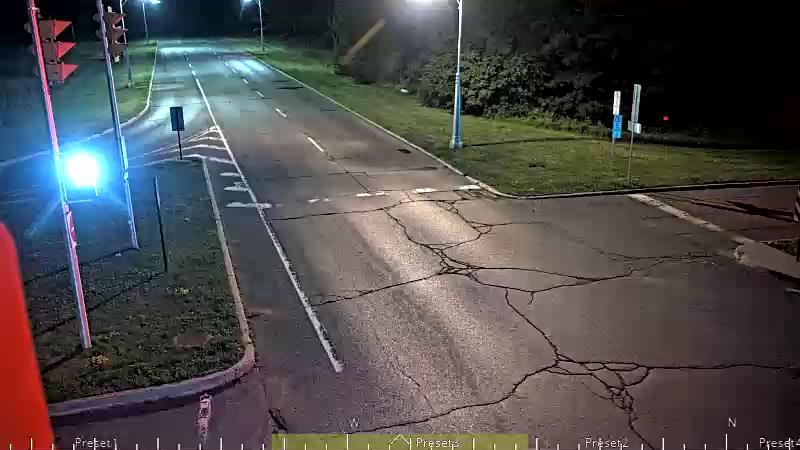 Traffic camera image at 2025-07-03 04:37:52