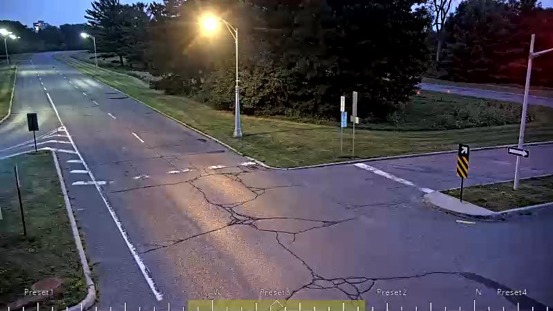 Traffic camera image at 2025-07-31 01:01:12