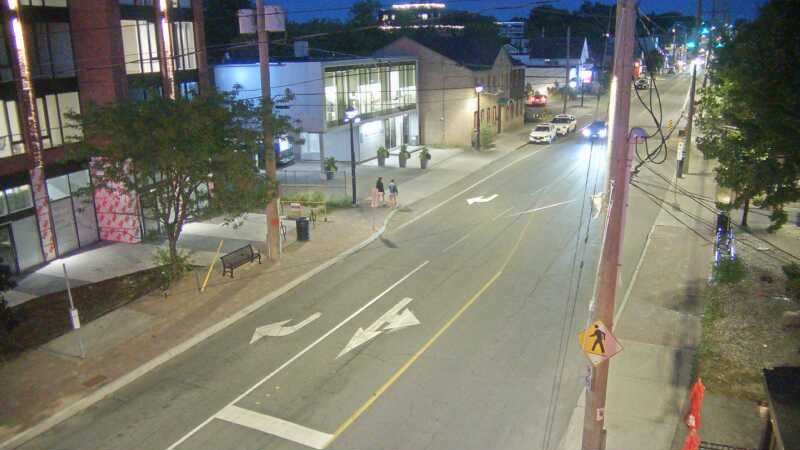 Traffic camera image at 2025-08-25 00:36:14