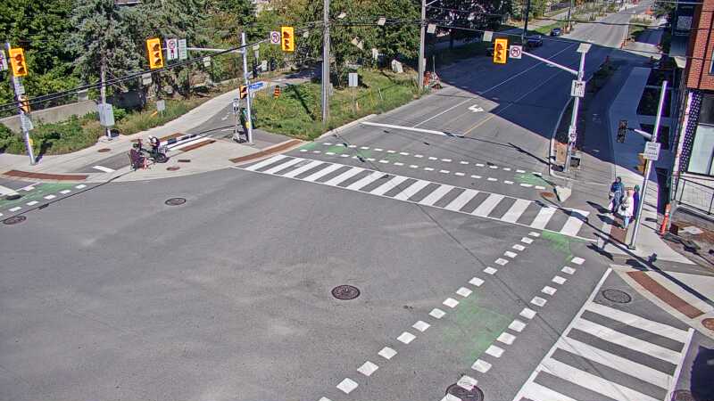 Traffic camera image at 2025-09-14 17:36:22