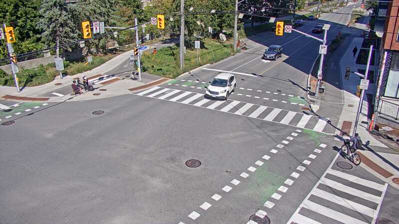Traffic camera image at 2025-09-14 17:51:27