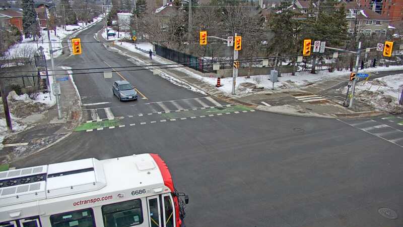 Traffic camera image at 2025-03-09 14:06:16