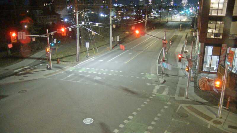 Traffic camera image at 2025-04-25 08:36:40
