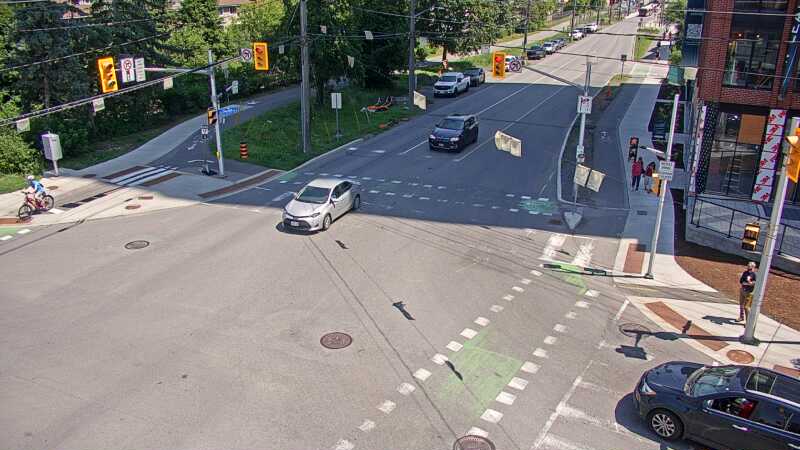 Traffic camera image at 2025-06-30 15:46:20