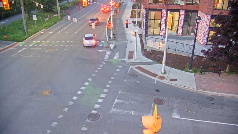 Traffic camera image at 2025-07-15 01:06:23