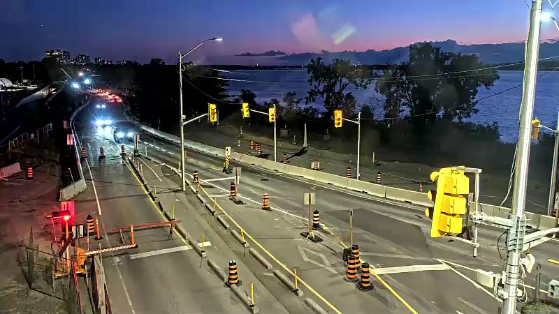 Traffic camera image at 2025-08-25 00:36:14
