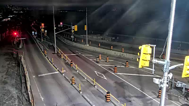 Traffic camera image at 2025-05-09 07:55:48