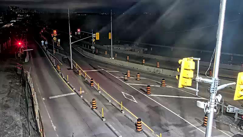 Traffic camera image at 2025-05-09 08:45:50