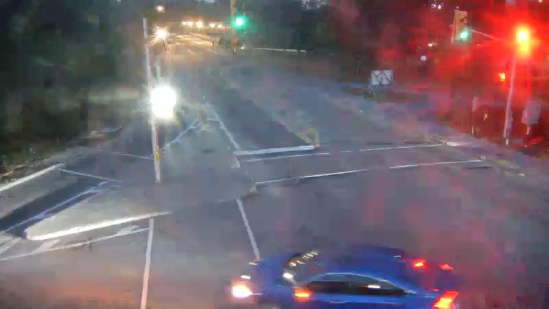 Traffic camera image at 2025-08-04 01:01:00