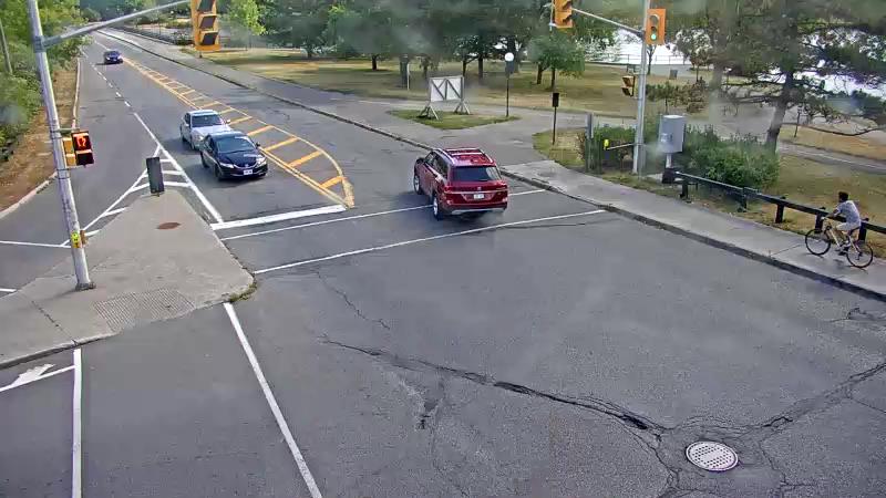 Traffic camera image at 2025-08-24 14:46:19