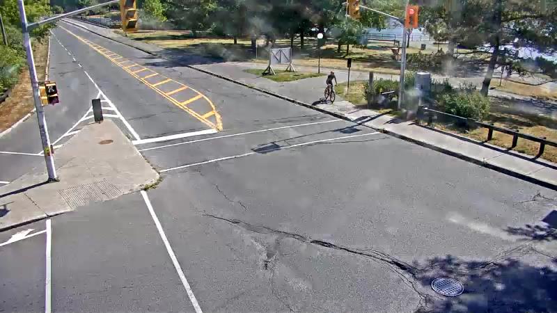 Traffic camera image at 2025-08-24 15:01:29
