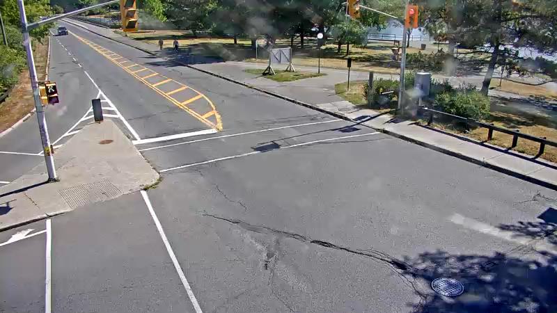 Traffic camera image at 2025-08-24 15:06:20