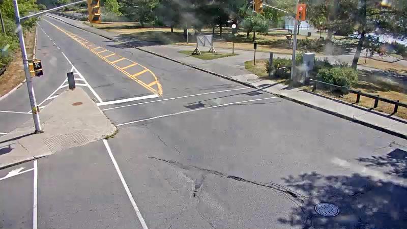 Traffic camera image at 2025-08-24 15:16:23