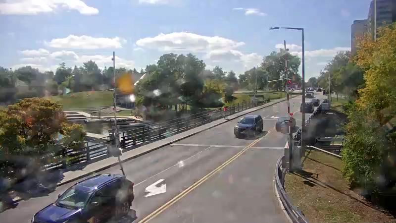 Traffic camera image at 2025-09-14 17:31:14