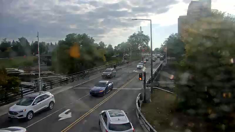 Traffic camera image at 2025-09-18 20:51:24