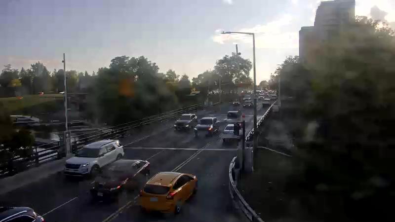 Traffic camera image at 2025-09-18 21:11:29