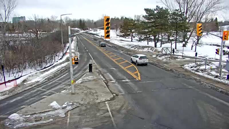 Traffic camera image at 2025-03-09 13:56:17