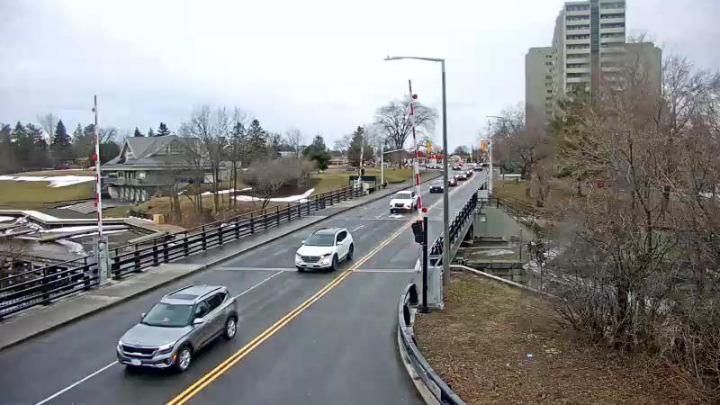 Traffic camera image at 2025-03-25 12:10:56