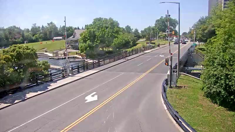 Traffic camera image at 2025-06-30 16:01:21