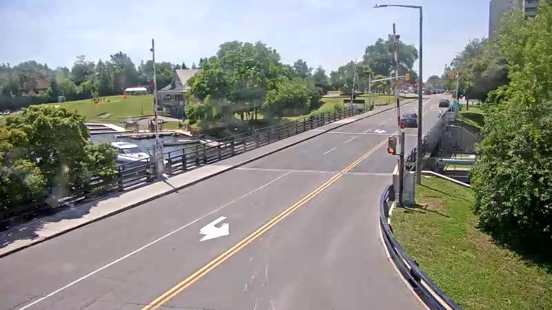 Traffic camera image at 2025-06-30 17:06:26