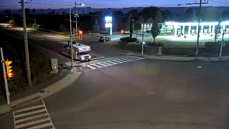 Traffic camera image at 2025-08-25 00:41:19