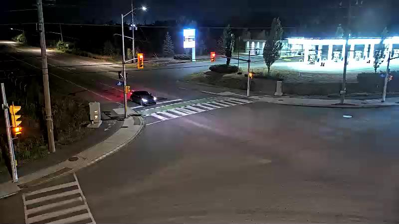 Traffic camera image at 2025-08-25 02:41:11