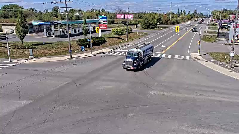 Traffic camera image at 2025-09-14 17:16:21