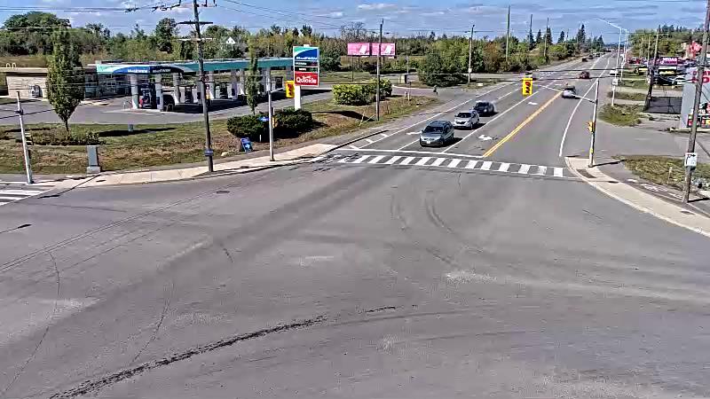 Traffic camera image at 2025-09-14 17:41:14
