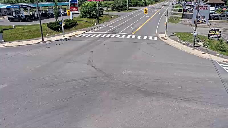 Traffic camera image at 2025-06-30 17:56:23