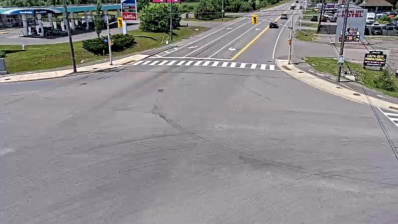 Traffic camera image at 2025-06-30 18:01:19