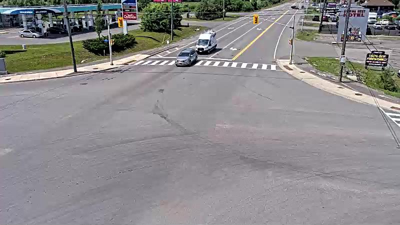 Traffic camera image at 2025-06-30 18:16:23