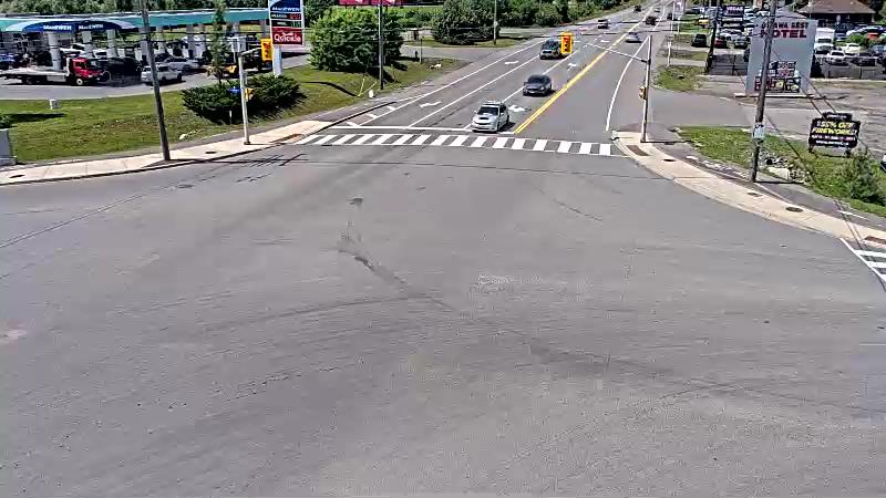 Traffic camera image at 2025-06-30 18:41:27