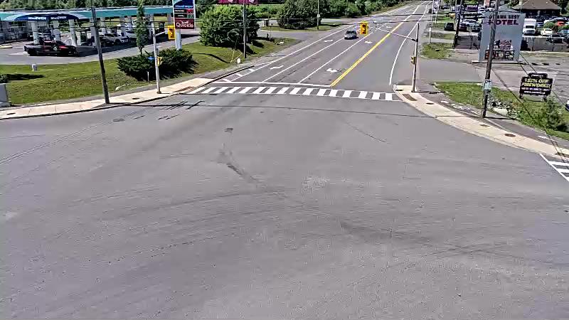 Traffic camera image at 2025-06-30 19:01:19