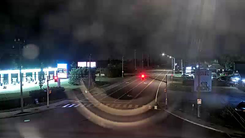 Traffic camera image at 2025-07-12 04:21:07