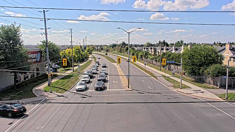 Traffic camera image at 2025-09-14 17:41:14