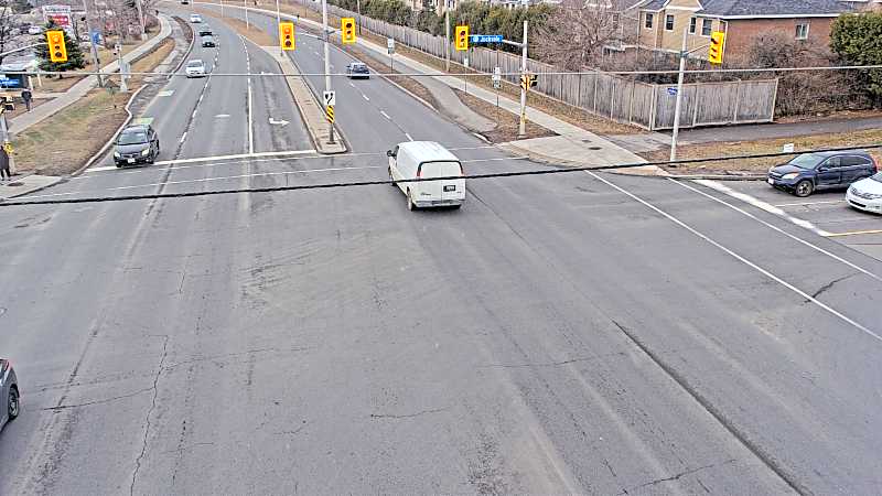 Traffic camera image at 2025-03-25 15:05:50