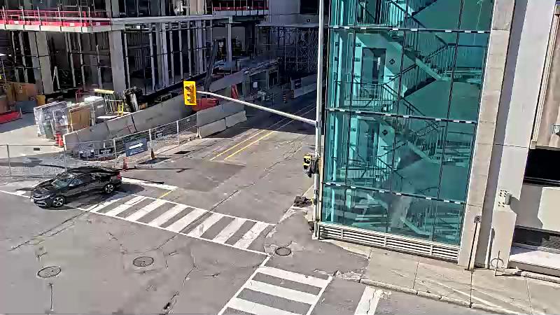 Traffic camera image at 2025-08-31 14:21:26
