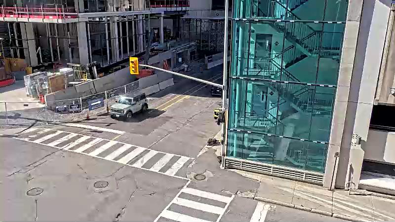 Traffic camera image at 2025-08-31 14:41:27