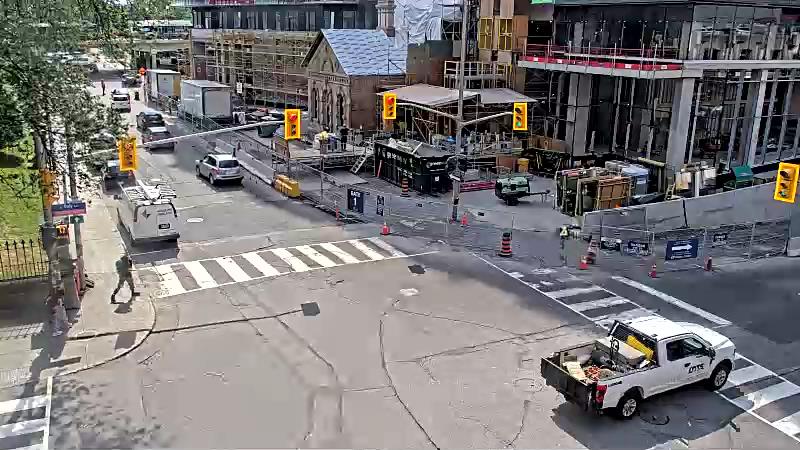 Traffic camera image at 2025-09-04 16:16:38